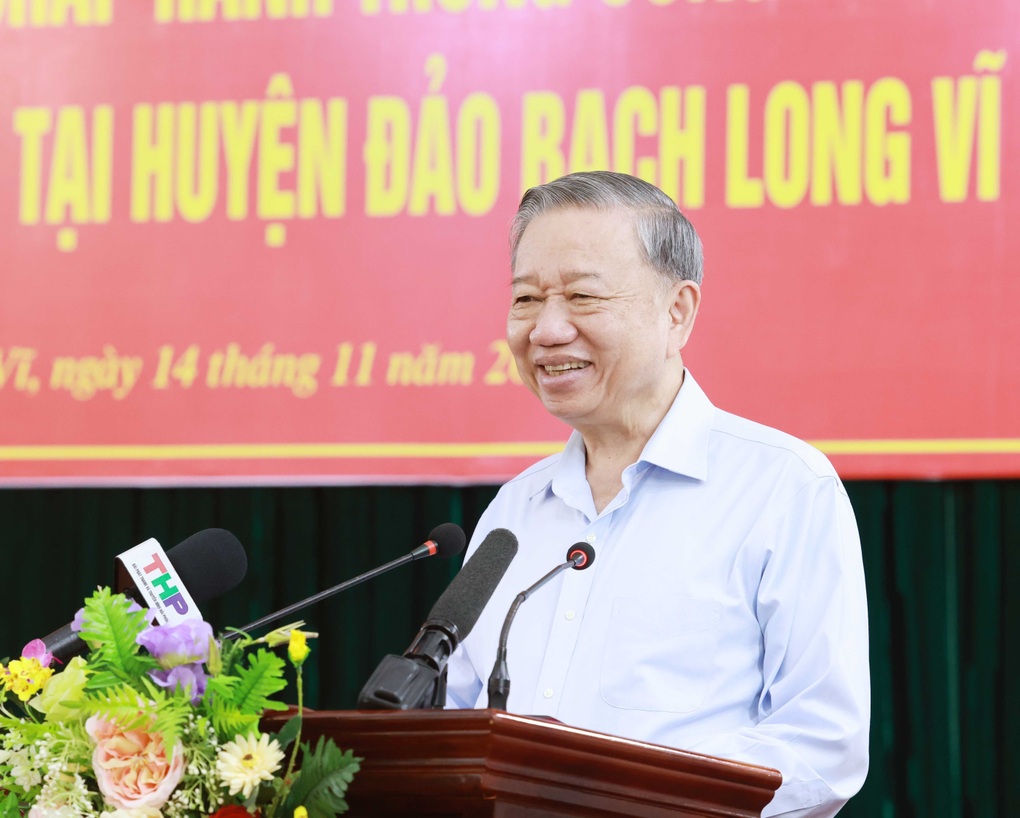 ト・ラム事務総長がバクロンビに初めて来た時の気持ちを語る - 1 Tổng Bí thư Tô Lâm chia sẻ cảm xúc khi lần đầu đến với Bạch Long Vĩ - 1