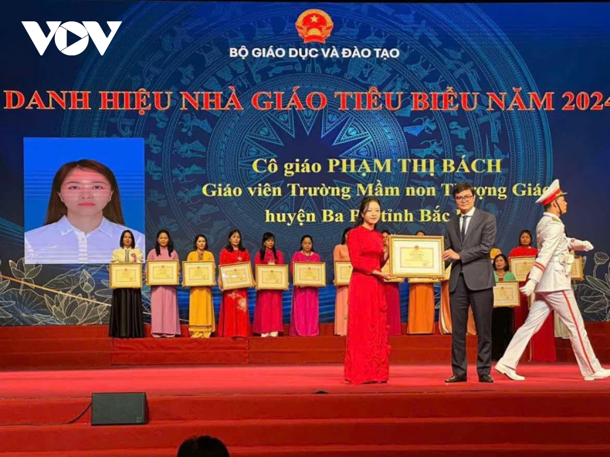 co giao cam ban duoc vinh danh giao vien tieu bieu toan quoc hinh anh 4