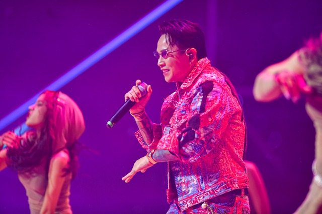 Dàn anh trai "đỉnh nóc, kịch trần" hội tụ trong “Dốc Mộng Mơ - concert Mars in Hanoi” - Ảnh 2.