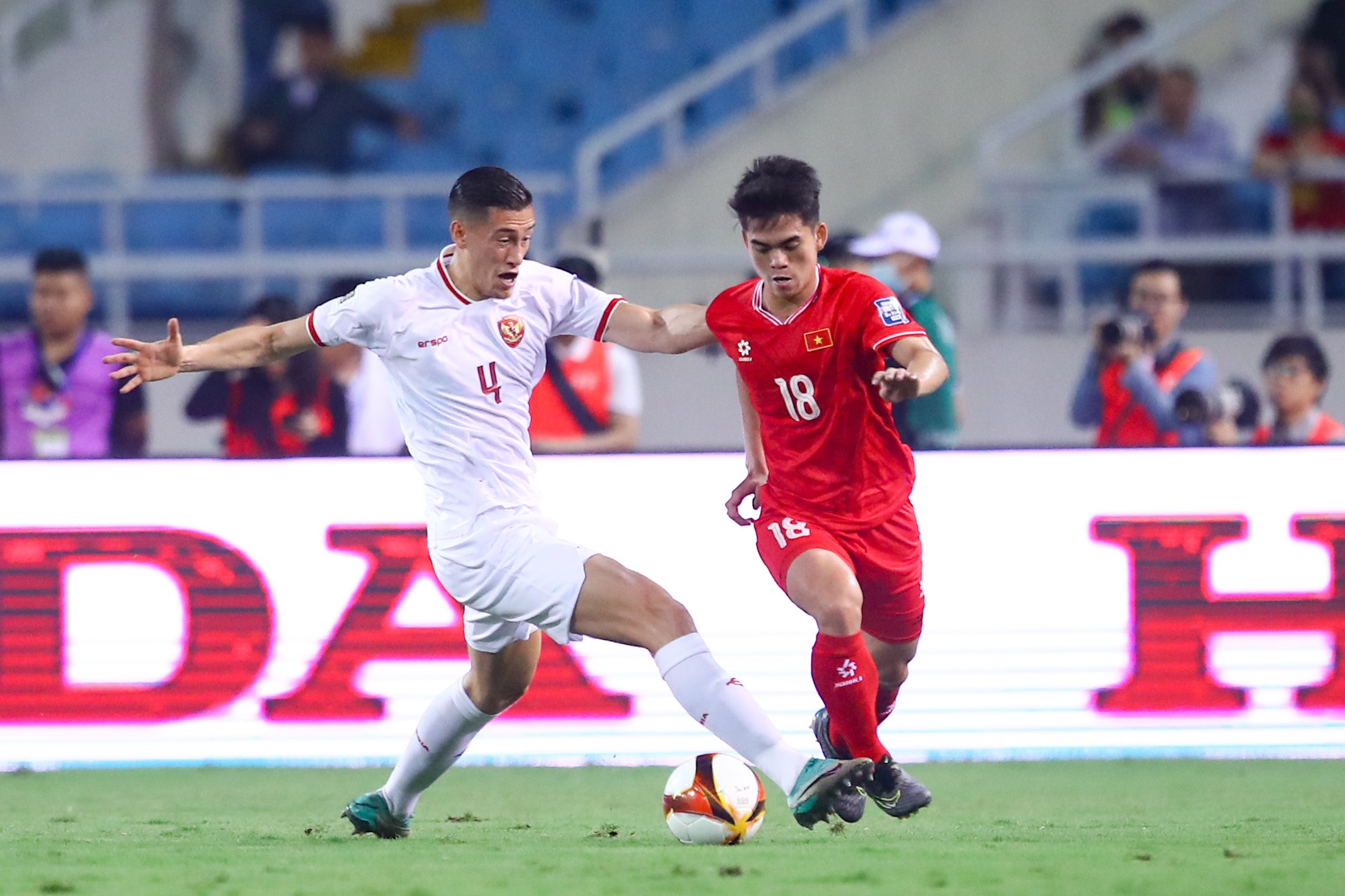 Đội Indonesia và HLV Shin Tae-yong đón tin xấu ở AFF Cup- Ảnh 2.