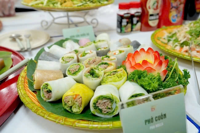 Phở cuốn Hà Nội sẽ đồng hành cùng Phở bò Nam Định tham gia tại liên hoan