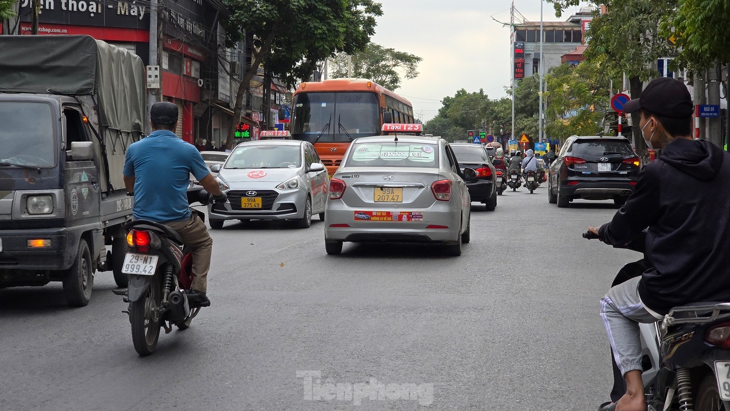 Cận cảnh tuyến đường huyết mạch cửa ngõ Thủ đô chuẩn bị được cải tạo mở rộng ảnh 12