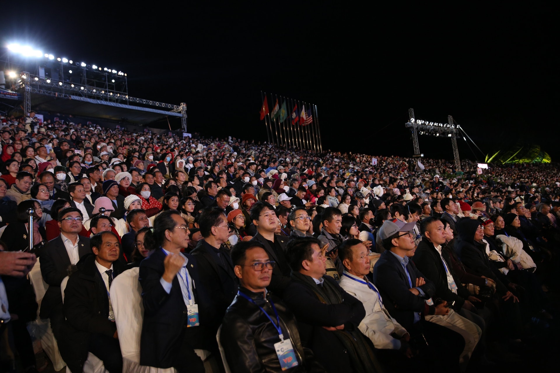 Phó Thủ tướng Thường trực Chính phủ Nguyễn Hòa Bình dự Festival Hoa Đà Lạt- Ảnh 3.