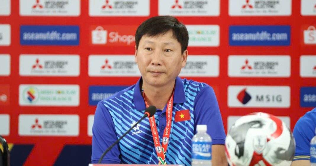 'Lào đang mạnh lên, Việt Nam sẽ gặp thử thách khó và thú vị’