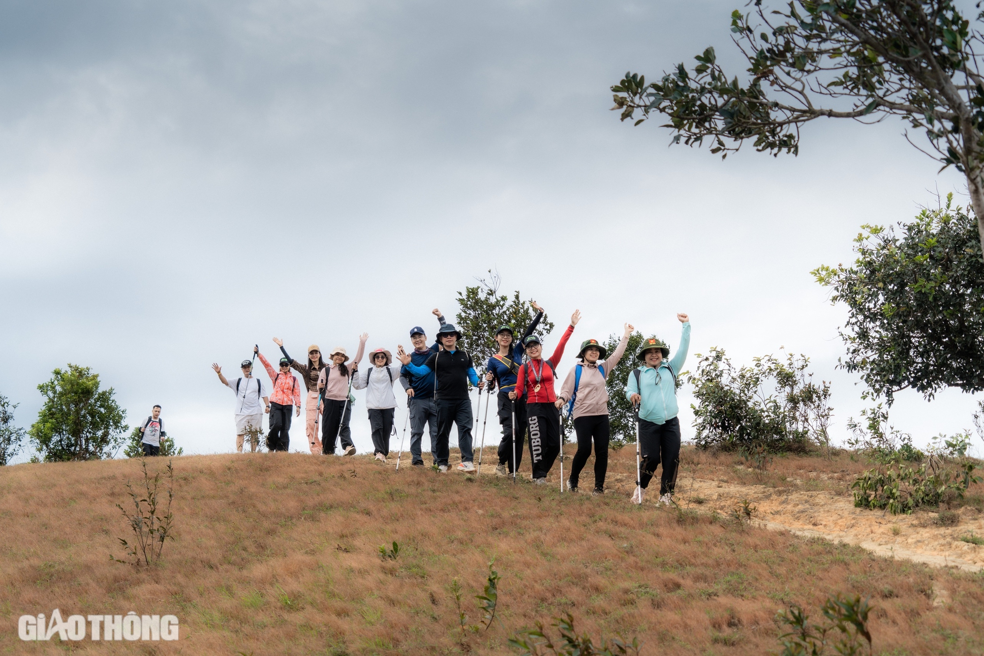 Trải nghiệm hai ngày không điện thoại, chinh phục cung đường trekking đẹp nhất Việt Nam- Ảnh 6.