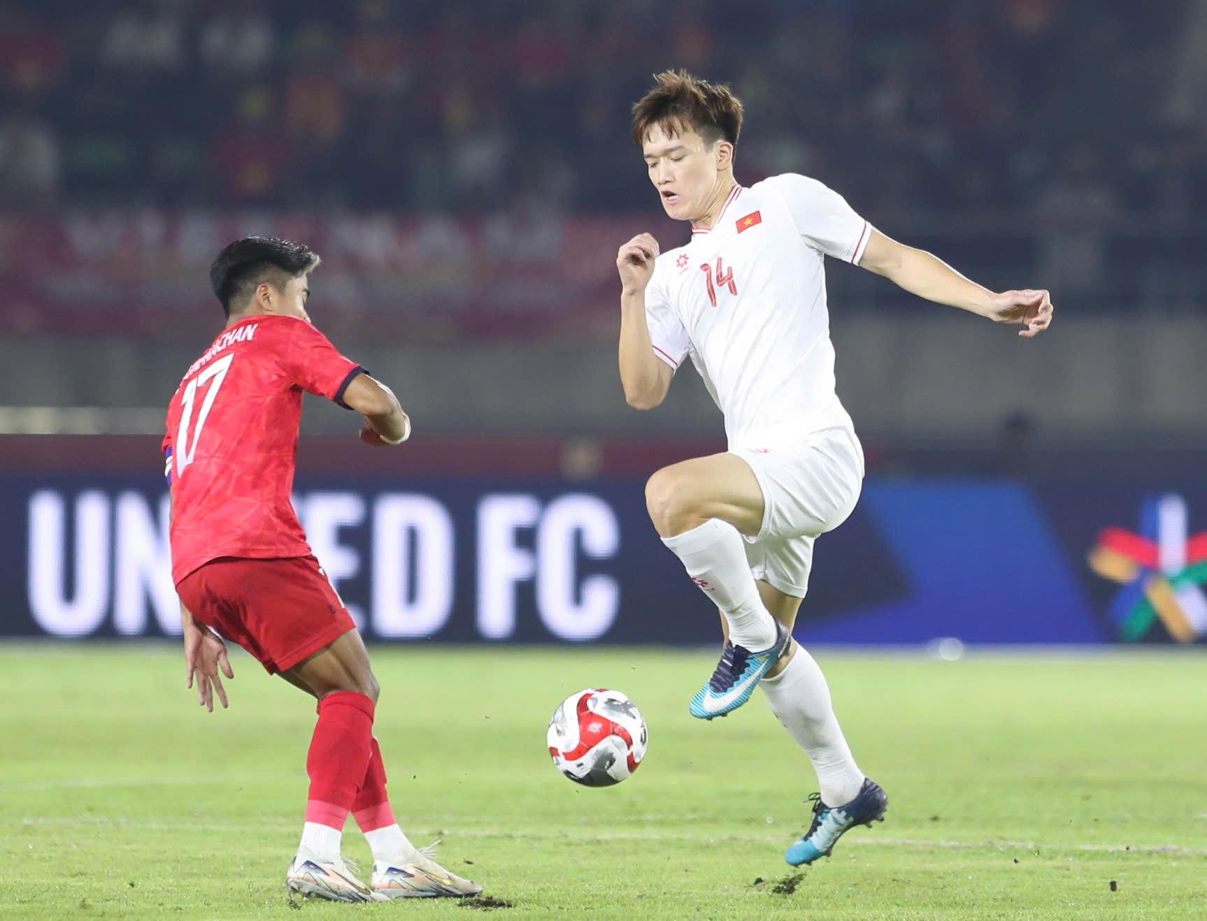 AFF Cup: Sự thật sau chỉ số gây tranh cãi của Hoàng Đức- Ảnh 2.