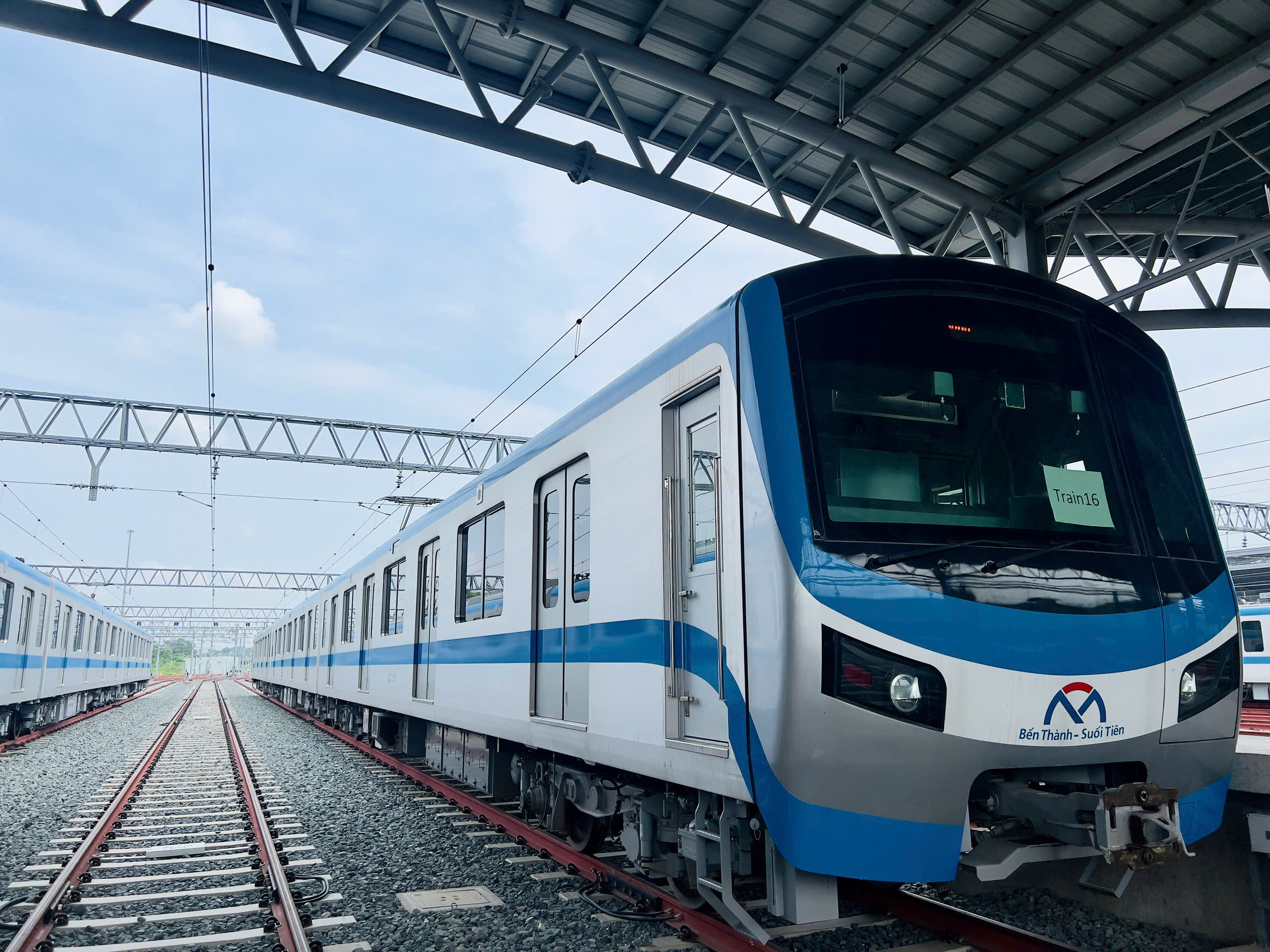 30 ngày miễn phí đi tàu metro số 1, hành khách sử dụng phương thức gì ?- Ảnh 2.