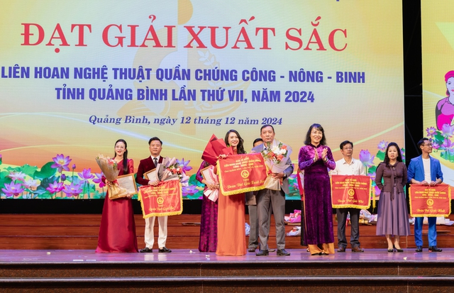 Quảng Bình: Tổ chức liên hoan nghệ thuật quần chúng Công – Nông – Binh năm 2024 - Ảnh 5.