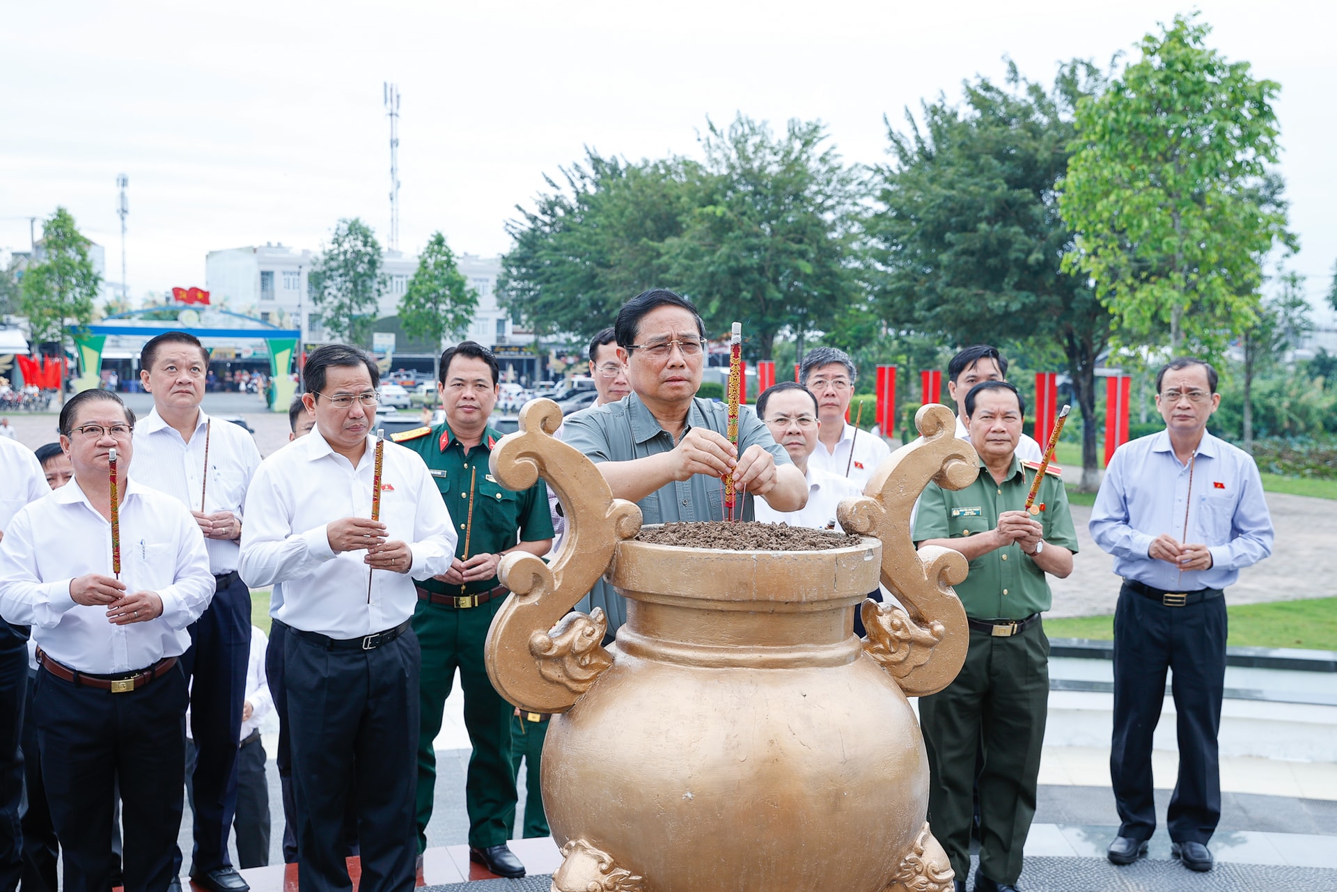 Thủ tướng dâng hương tại Khu di tích Chi bộ An Nam Cộng sản Đảng ở Cần Thơ- Ảnh 3.