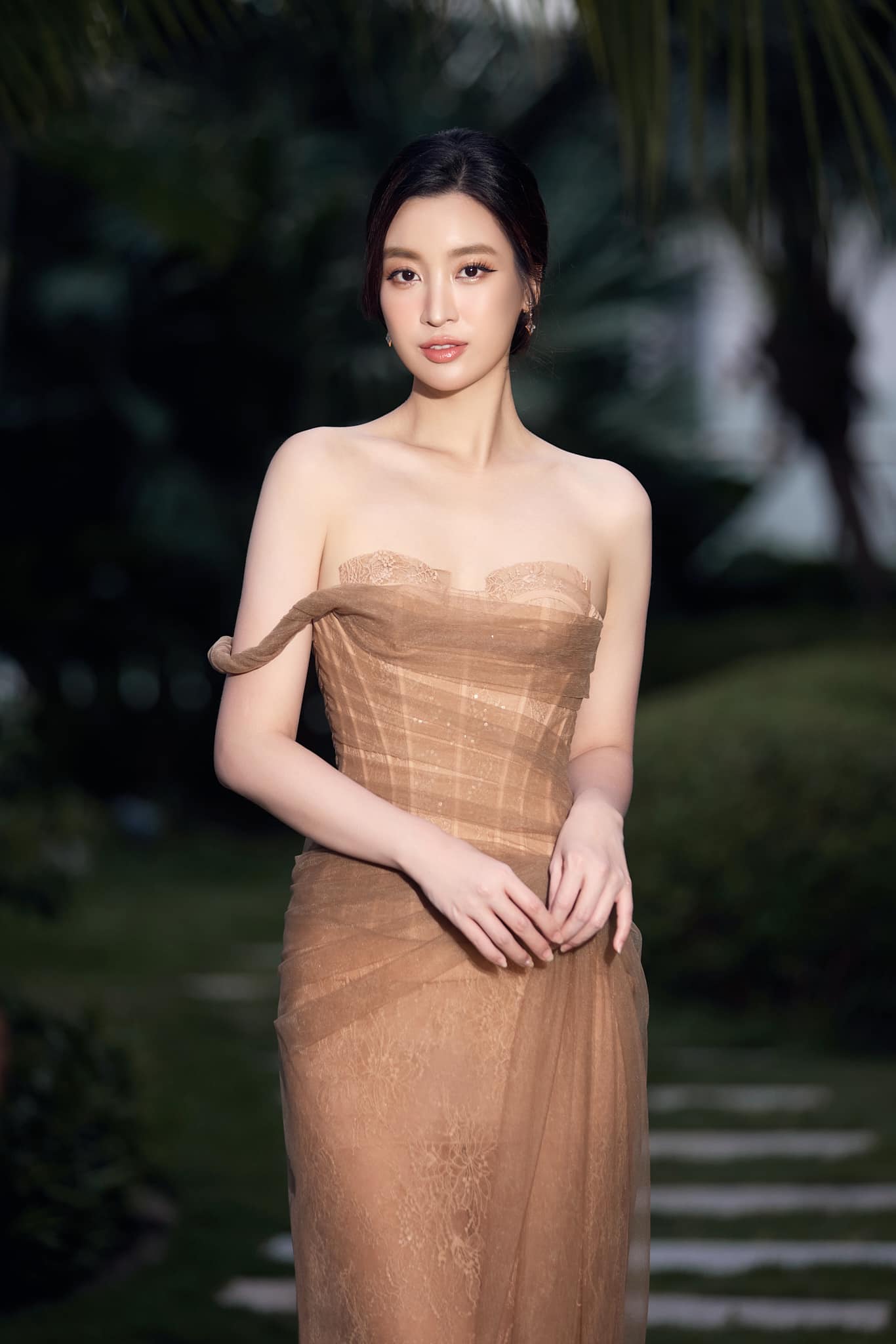 Miss World 2025: Hoa hậu Ý Nhi liệu có vượt thành tích của Đỗ Mỹ Linh ở dự án nhân ái? - Ảnh 3.