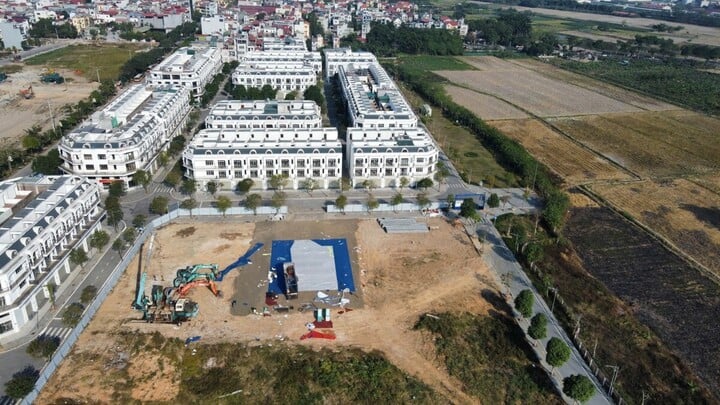 Như vậy, với 19 dự án dự kiến hoàn thành giai đoạn 2021-2025 với khoảng 0,952 triệu m2 sàn nhà ở xã hội, khoảng 15.440 căn, đạt khoảng 78,3% so với chỉ tiêu tại kế hoạch phát triển nhà ở xã hội của thành phố (1,215 triệu m2 sàn).