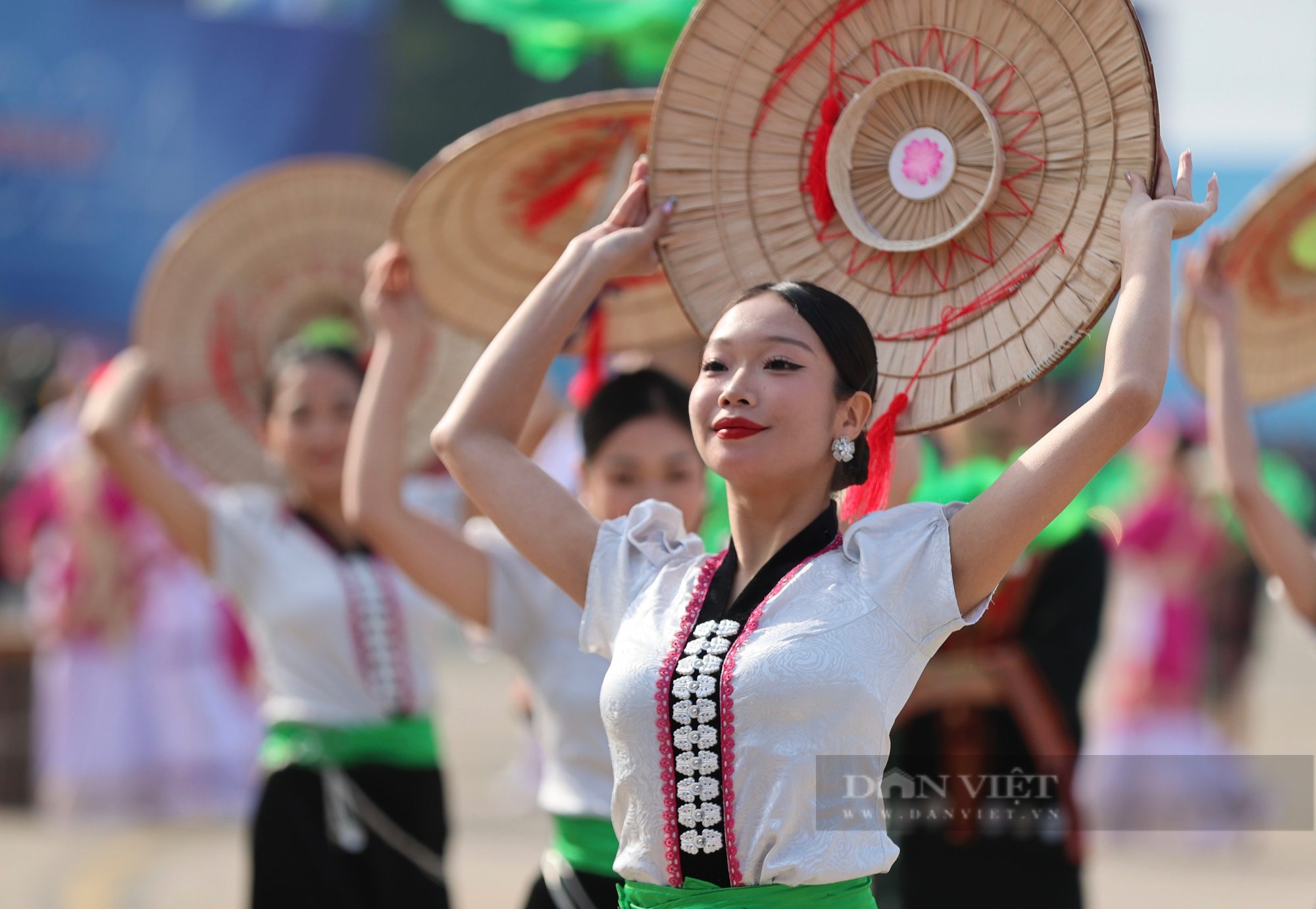 Thủ tướng Phạm Minh Chính tham quan Triển lãm Quốc phòng quốc tế Việt Nam 2024- Ảnh 10.