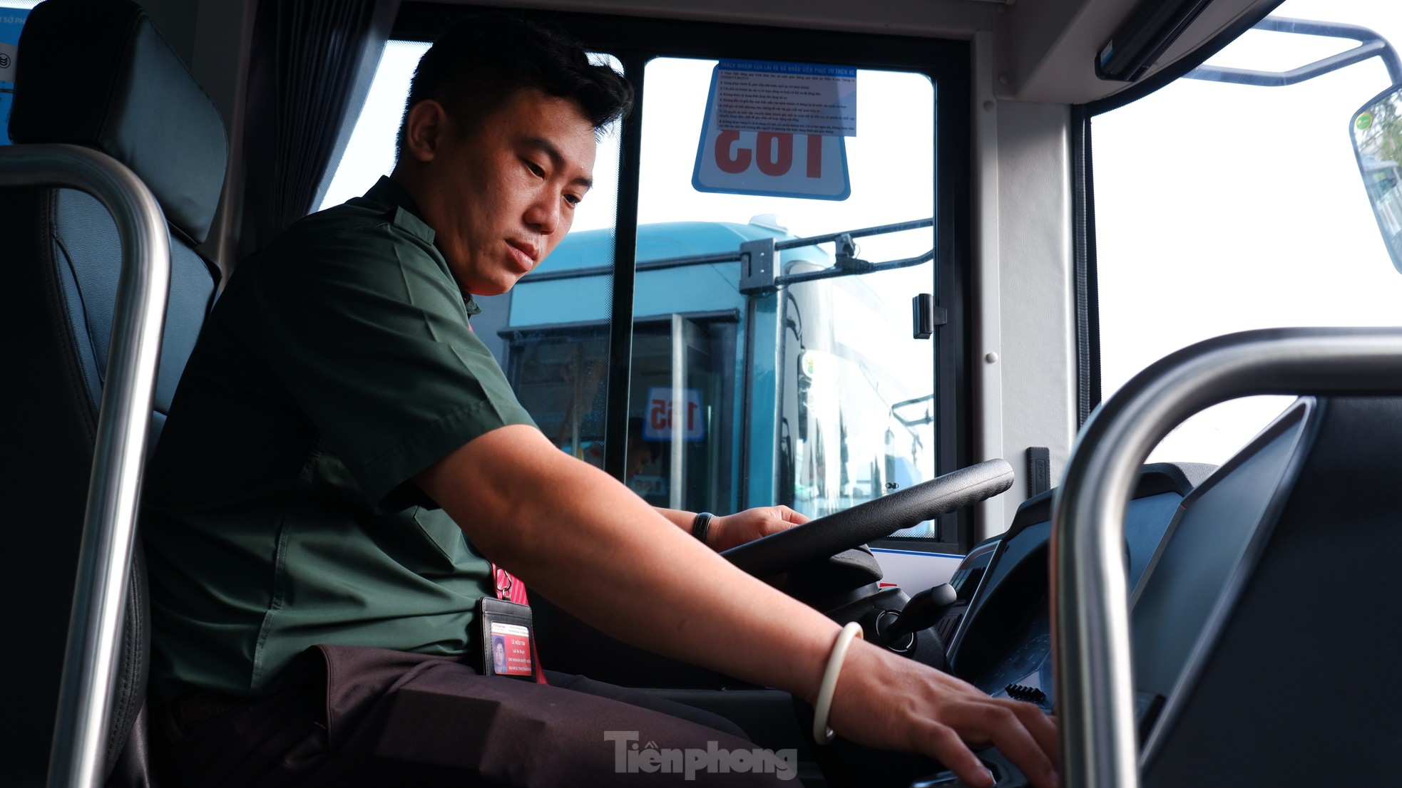 Cận cảnh dàn xe buýt điện nhiều tiện ích, kết nối tuyến metro số 1 TPHCM ảnh 8