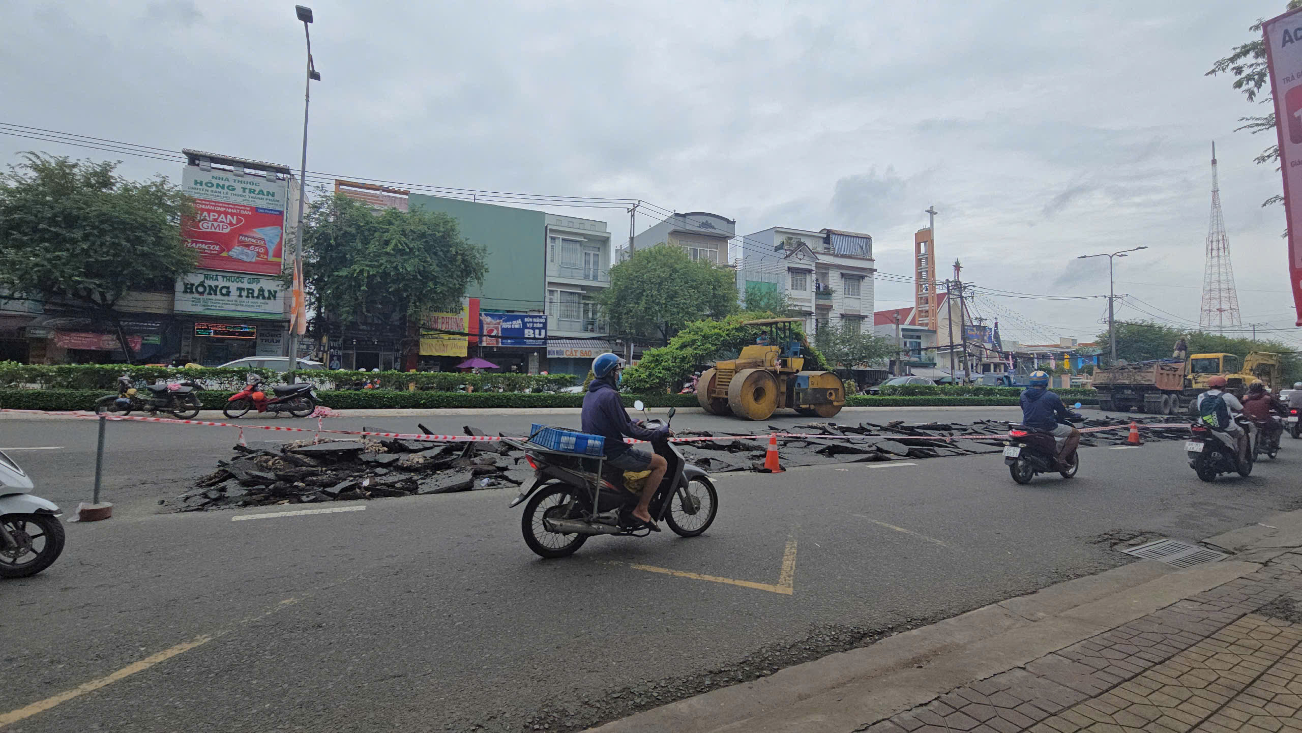 Cần Thơ cải tạo vỉa hè, sửa cầu đường đón năm mới 2025- Ảnh 7.