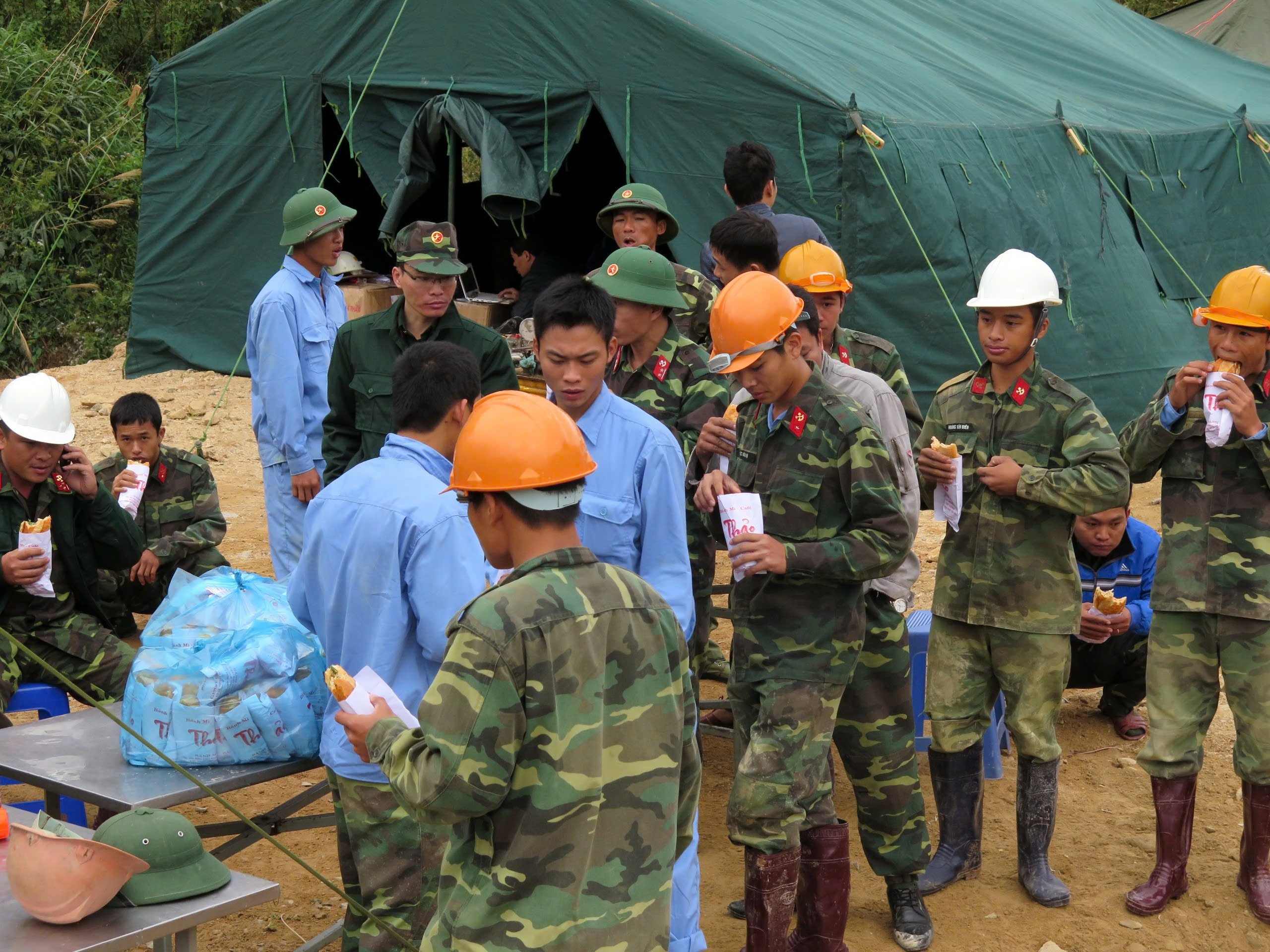 Kỳ tích cứu người của công binh trong vụ sập hầm thủy điện Đạ Dâng - Đạ Chomo- Ảnh 5.