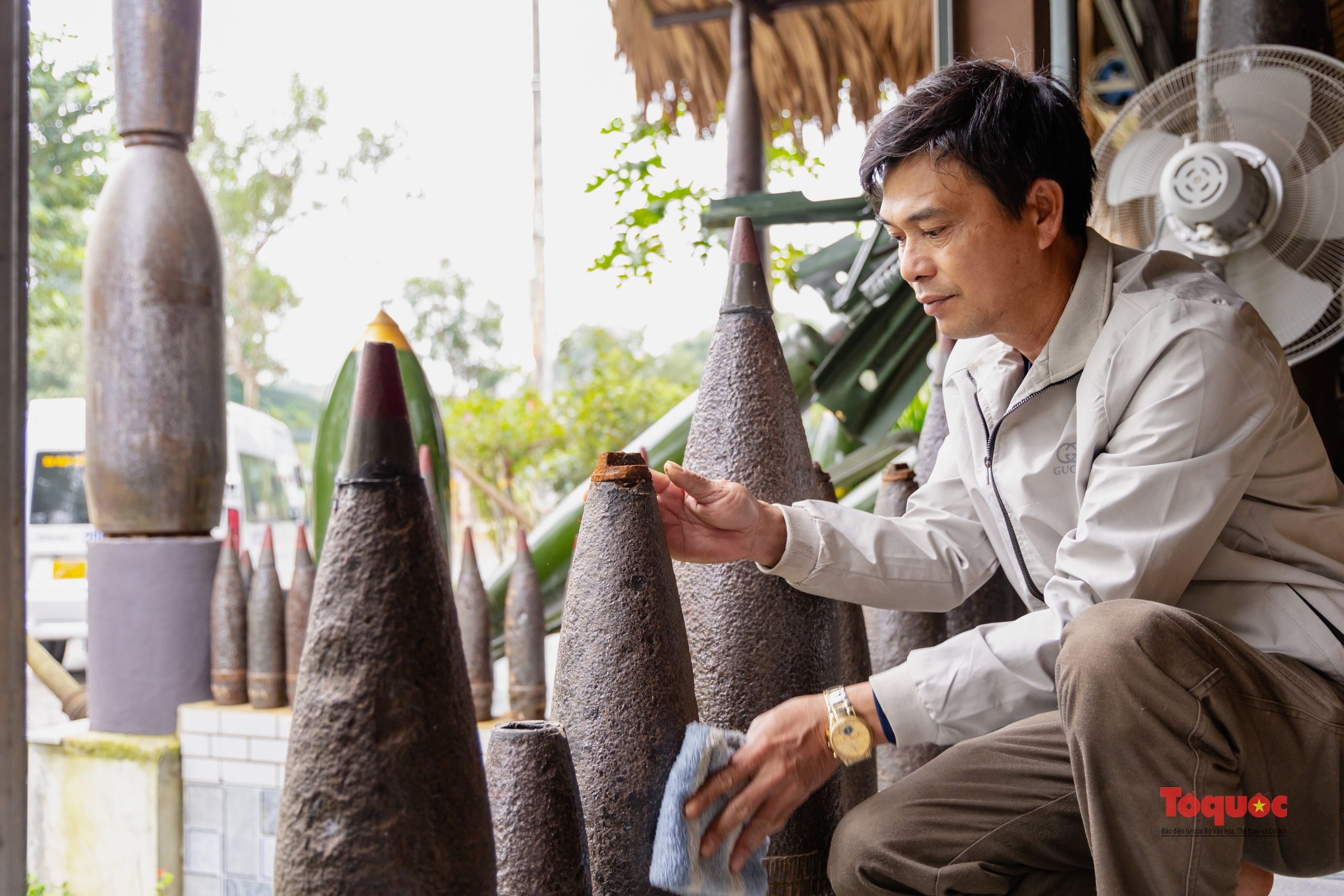 การเดินทางกลับสู่ดินแดนแห่งไฟ - ภาพที่ 12 Hành trình trở về miền đất lửa - Ảnh 12.