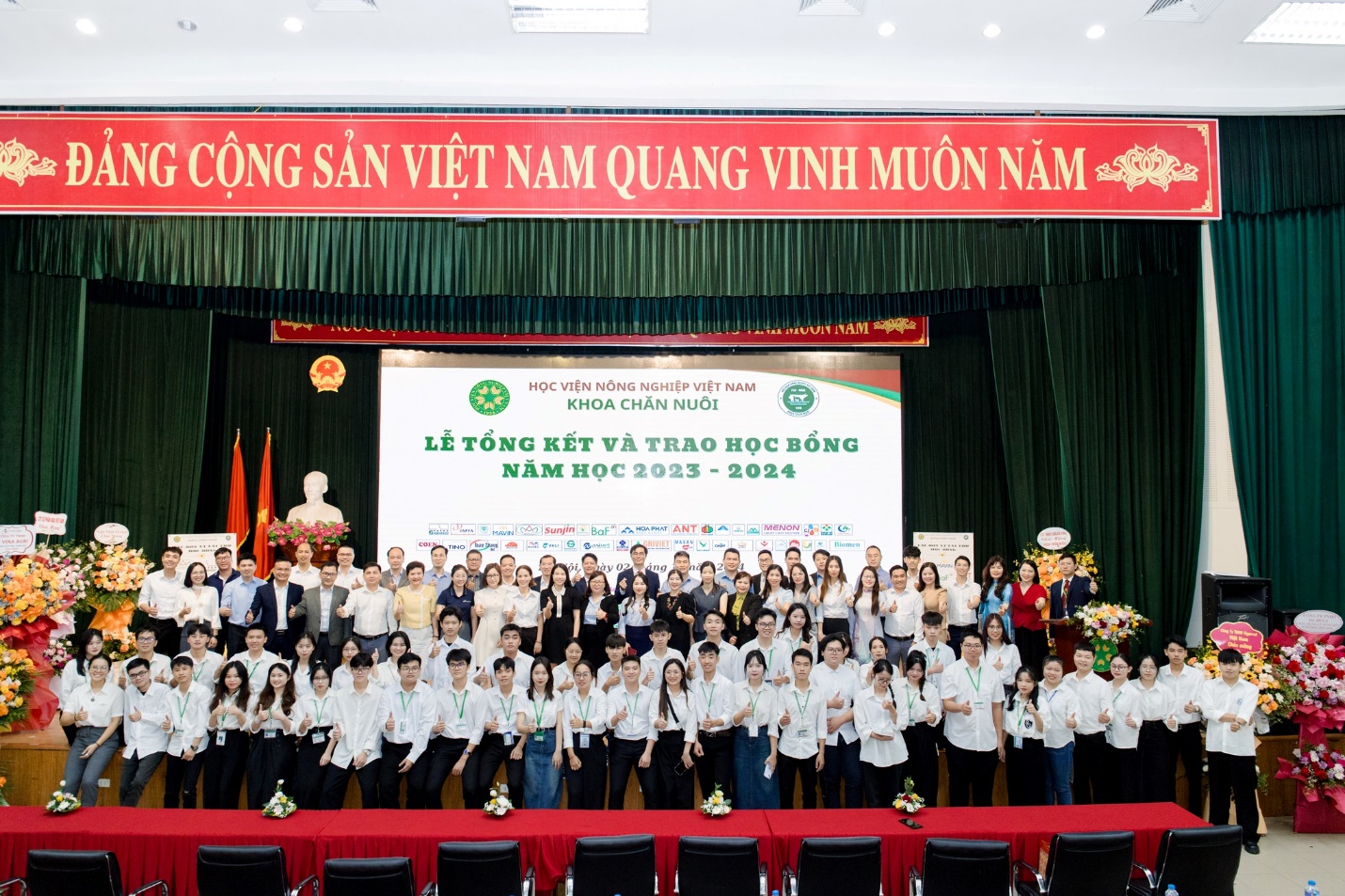 Mavin trao học bổng cho sinh viên nghèo vượt khó- Ảnh 3.