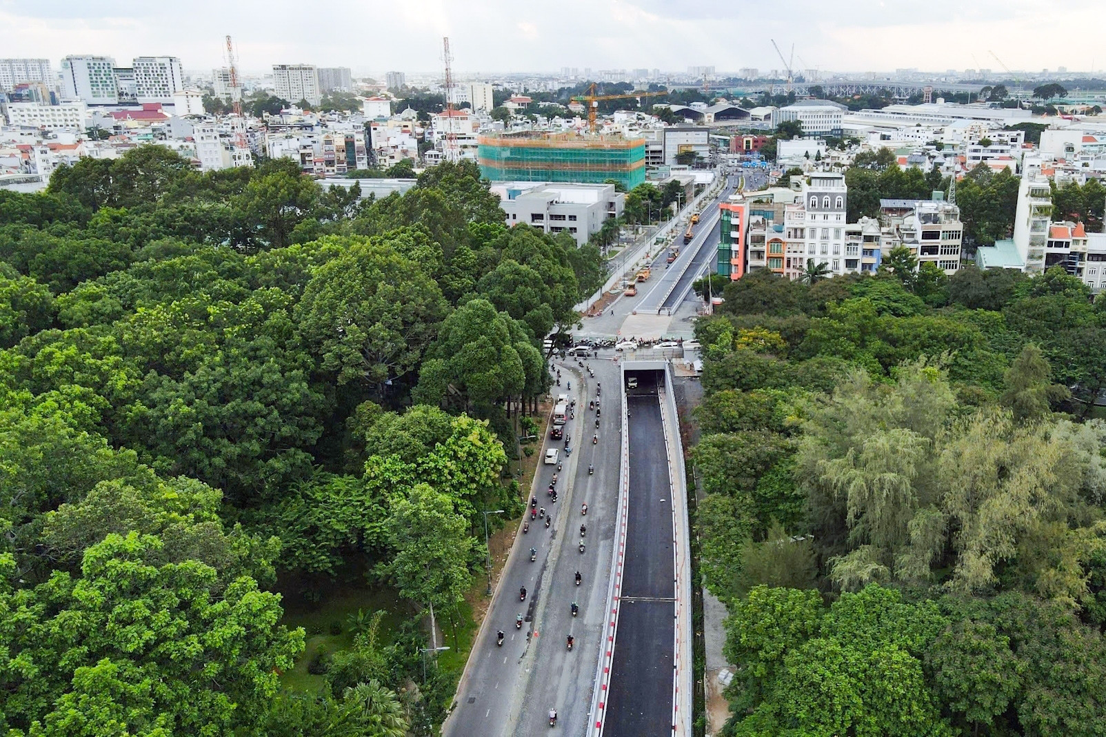 3 công trình giải cứu kẹt xe cửa ngõ Tân Sơn Nhất vỡ tiến độ về đích cuối năm