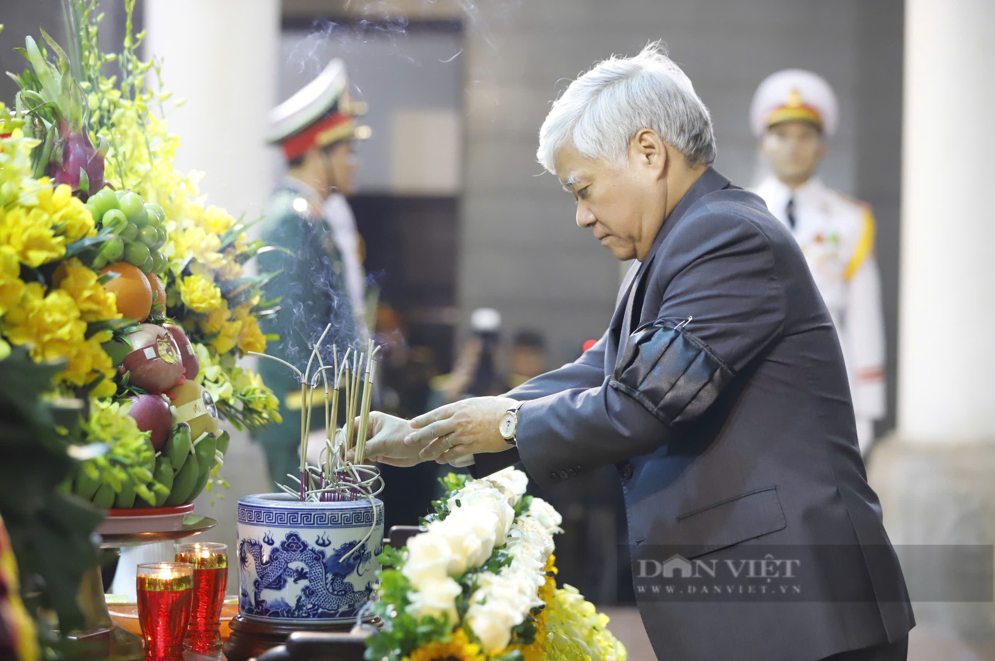 Hình ảnh lãnh đạo, nguyên lãnh đạo Đảng, Nhà nước viếng Đại tướng Nguyễn Quyết- Ảnh 8.