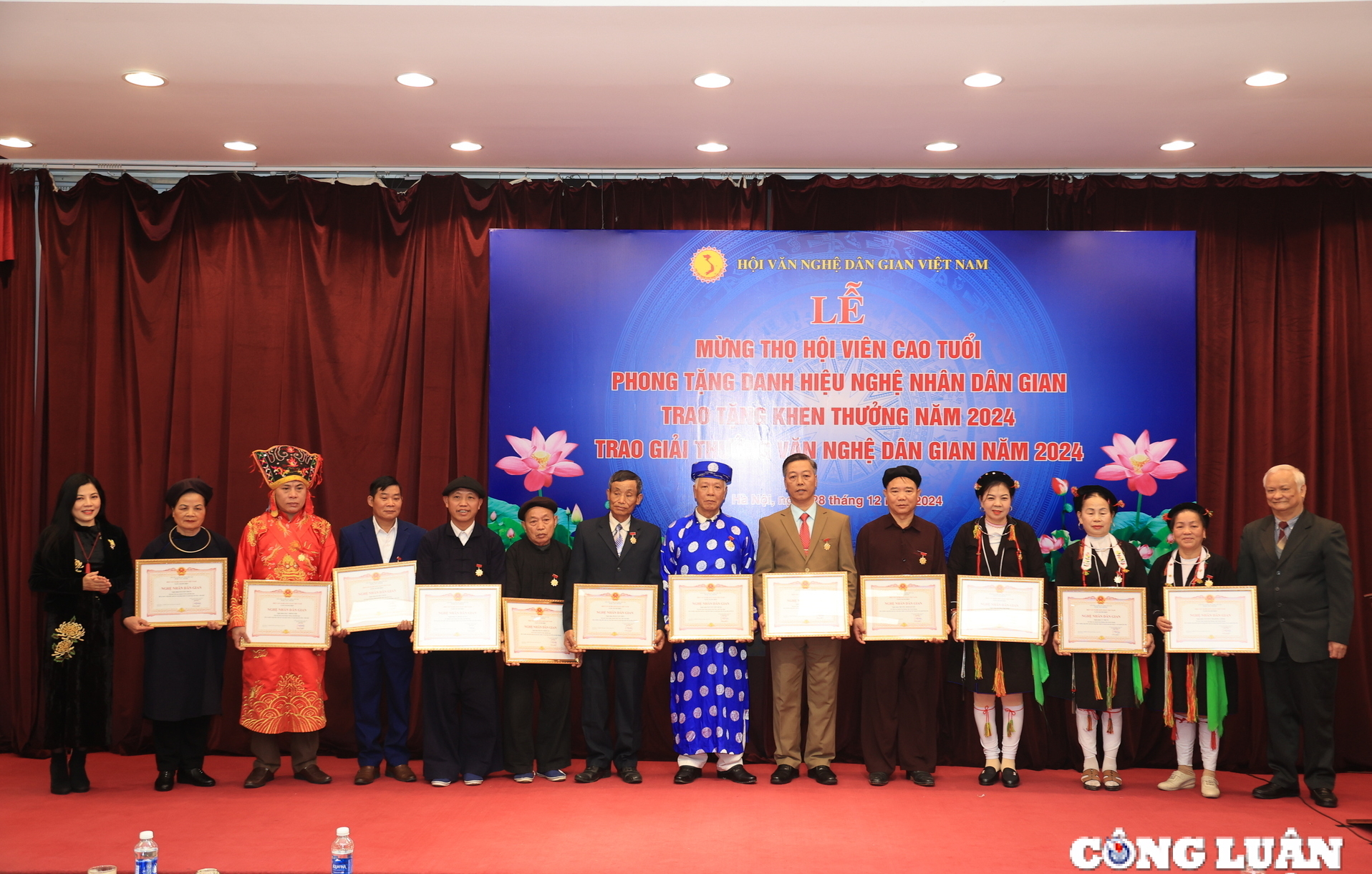 vinh danh cac ca nhan xuat sac gianh giai thuong van nghe dan gian nam 2024 hinh 3