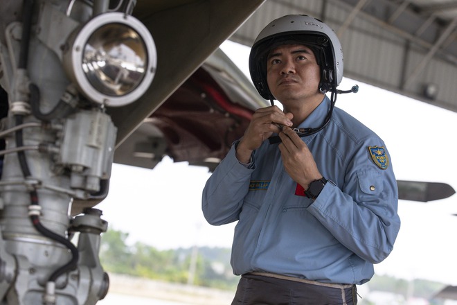 Phi công lái tiêm kích Su-30MK2 quyết tâm đưa hình ảnh Việt Nam vươn tầm thế giới- Ảnh 12.