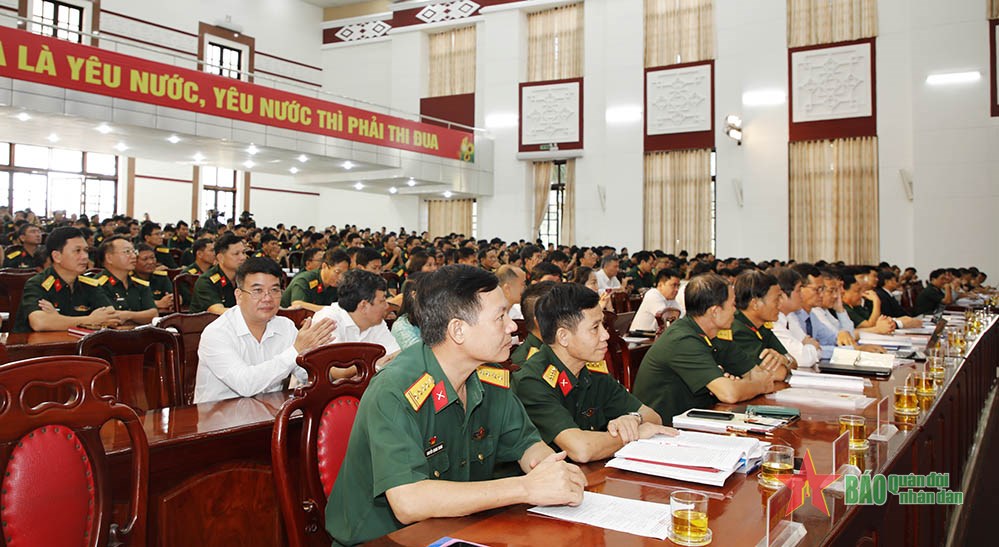 Hội thảo khoa học “80 năm Quân đội nhân dân Việt Nam vì nhân dân mà chiến đấu, vì nhân dân phục vụ”