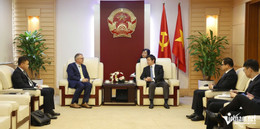 W-TT ブイ・ホアン・フォン.jpg