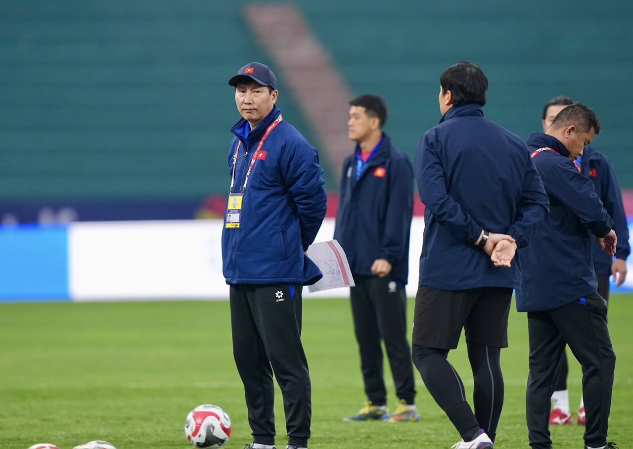 AFF Cup: Đội tuyển Việt Nam, đừng làm khó chính mình!- Ảnh 1.