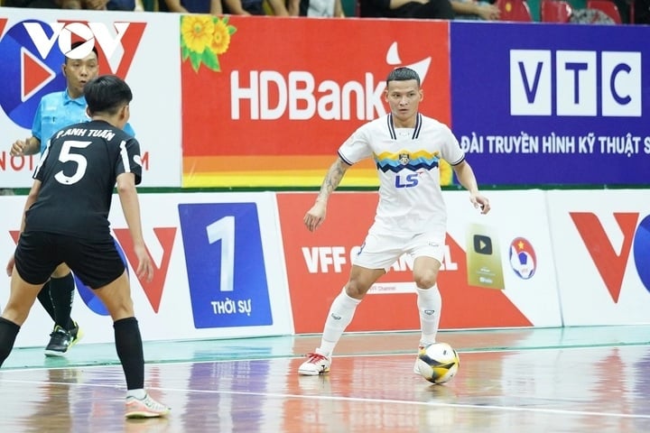 Cả 2 ứng viên vô địch là Thái Sơn Nam TP.HCM và Sahako đều giành quyền vào bán kết giải Futsal HDBank Cúp Quốc gia 2024.