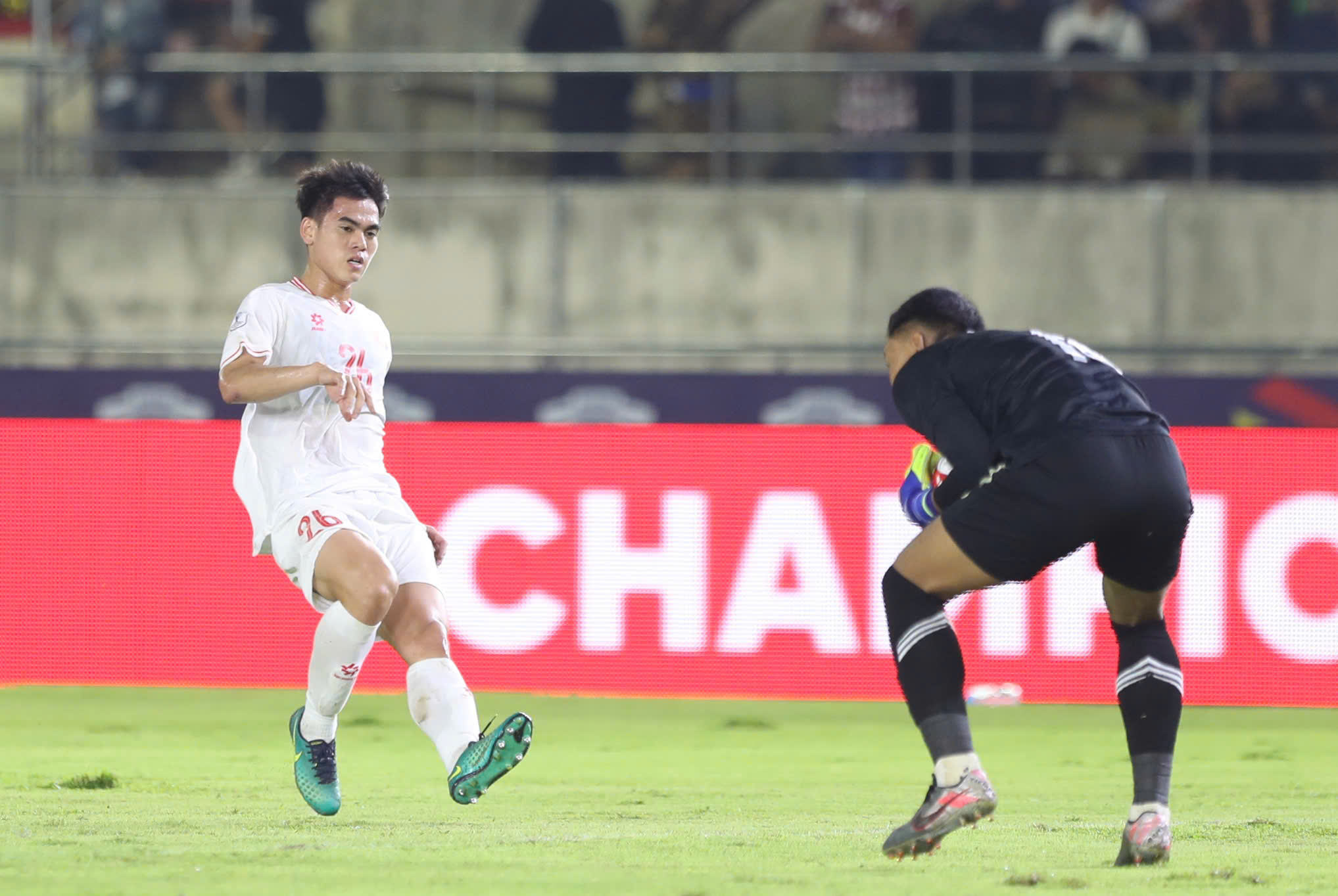 AFF Cup: Giải pháp hậu vệ trái dự phòng cho đội tuyển Việt Nam- Ảnh 1.