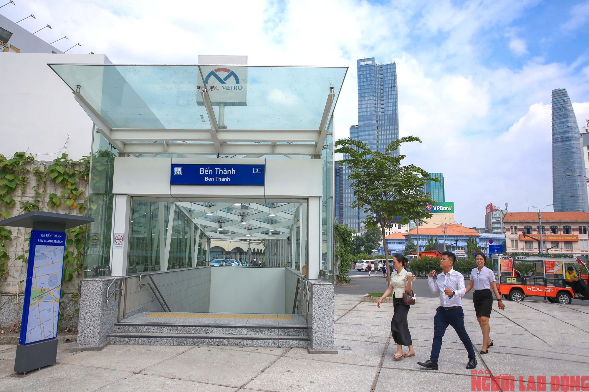 Giới trẻ TP HCM sau 1 ngày bỏ xe máy, chọn metro để đi học, đi làm- Ảnh 1.