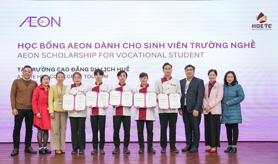 As bolsas são apenas para estudantes de escolas profissionais - Foto 1. Học bổng chỉ dành cho sinh viên trường nghề - Ảnh 1.