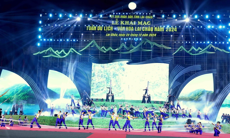 khai mac tuan du lich  van hoa lai chau 2024 hinh 1