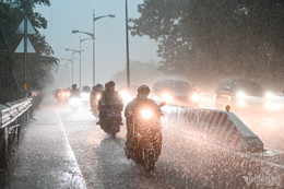 beli persimpangan jalan di Kota Ho Chi Minh Hue 6.jpg