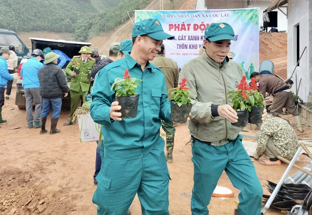 Người dân thôn Kho Vàng chung tay 