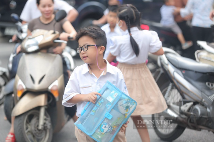 Những nơi nào mới “tuýt còi” việc học thêm, dạy thêm trái quy định? - Ảnh 1.