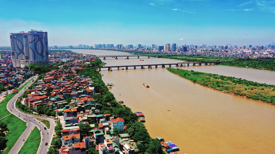 Quy hoạch hai bên bờ sông Hồng để tạo không gian văn hóa di sản và du lịch. Ảnh: Hải Linh