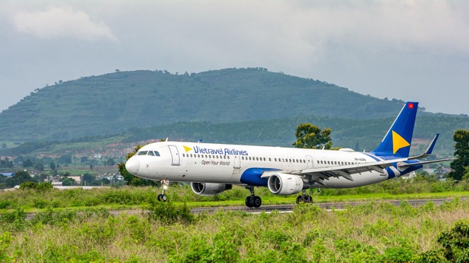 Vietravel Airlines của doanh nhân Nguyễn Quốc Kỳ vừa chuyển nhượng một phần cổ phần cho Tập đoàn T&T của Bầu Hiển