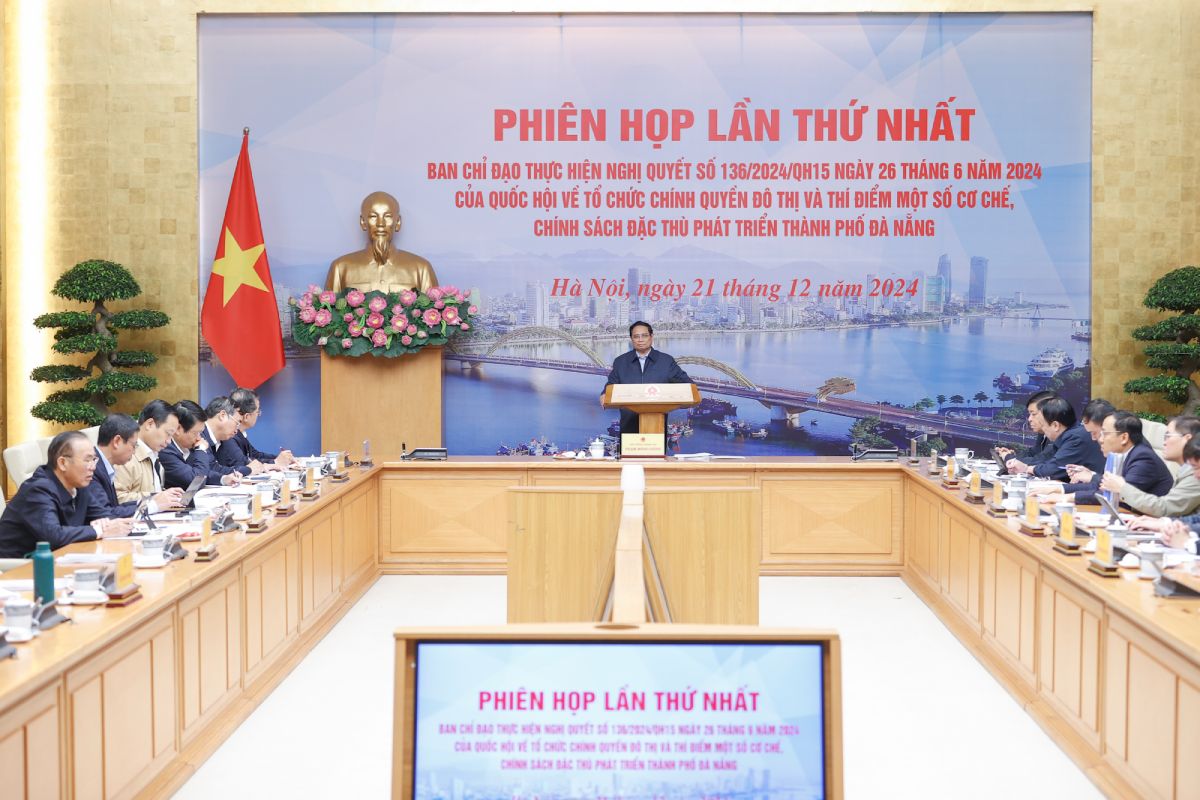 Toàn cảnh phiên họp ngày 21.12. Ảnh: VGP