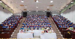 Panorama obřadu.jpg