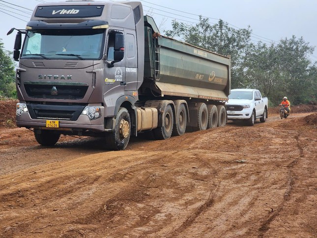 Tuyến đường nghìn tỷ ở Đắk Lắk chưa làm xong đã... hỏng ảnh 1