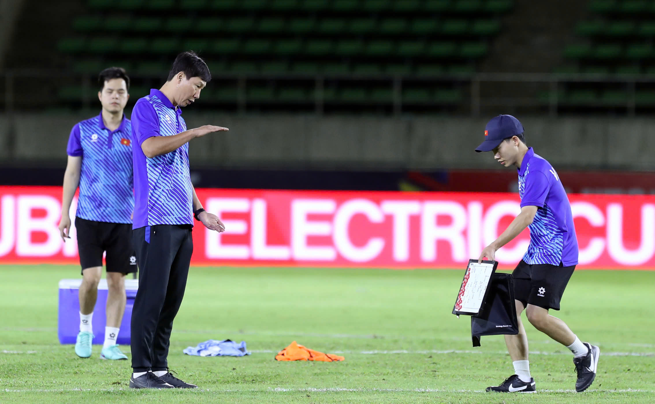 AFF Cup 2024, đội tuyển Việt Nam 0-0 Lào: Vĩ Hào suýt ghi bàn- Ảnh 1.