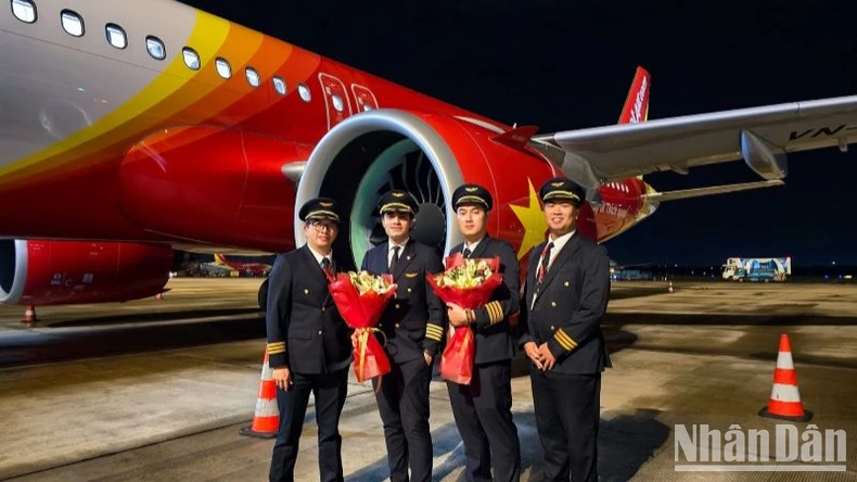 Vietjet tiếp tục nhận tàu bay mới, mở rộng đội tàu bay hiện đại ảnh 2