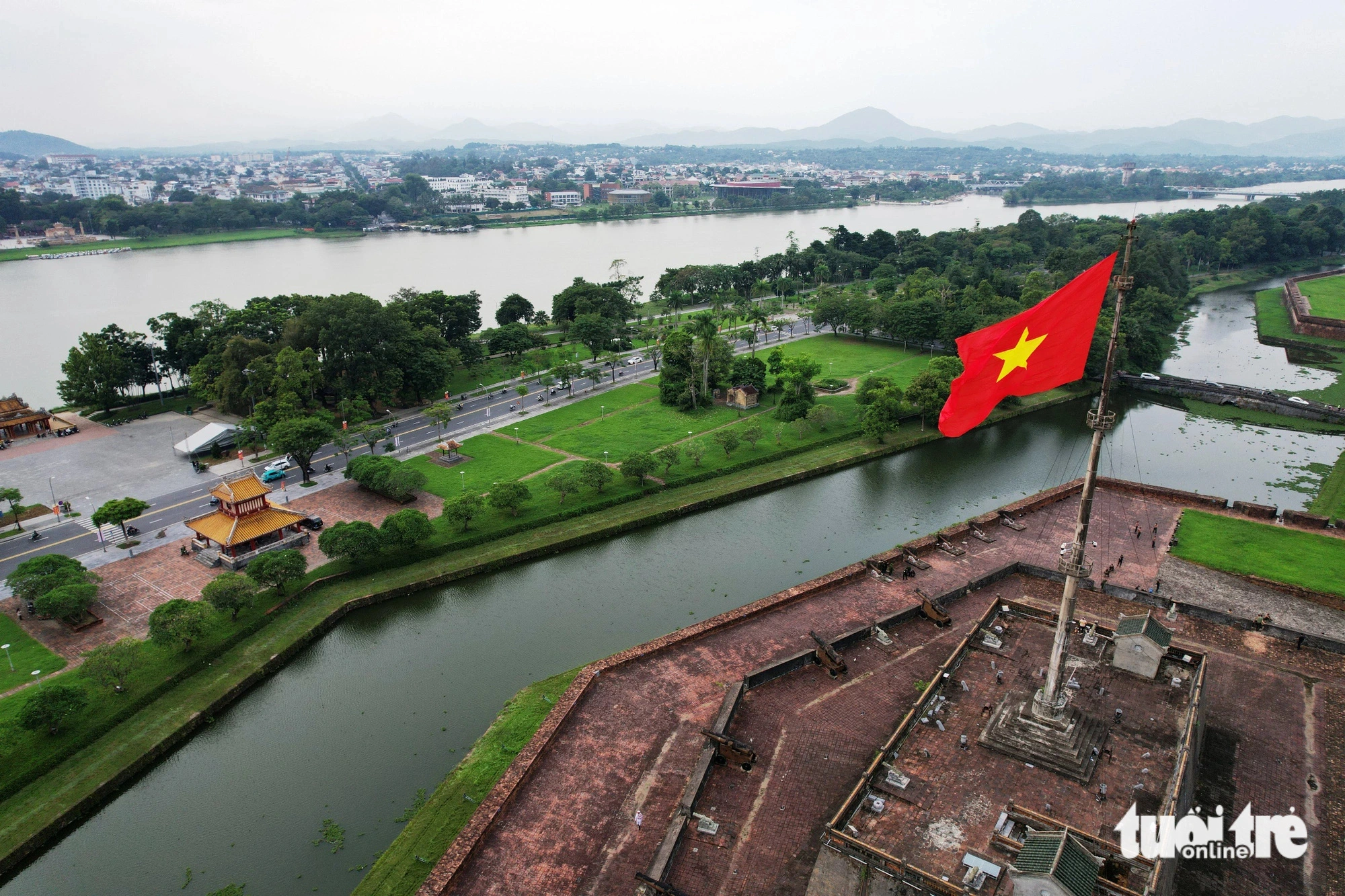 Huế sẽ cắt giảm thời gian thực hiện thủ tục hành chính khi trở thành thành phố trực thuộc trung ương - Ảnh 2.