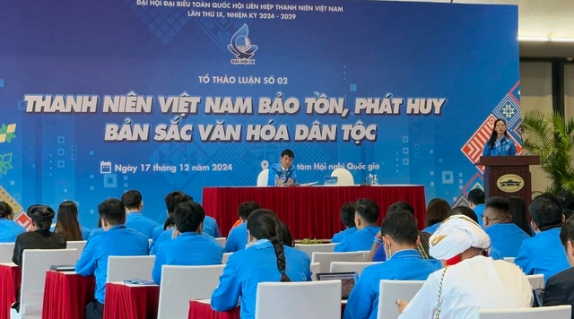 Đưa di sản văn hóa dân tộc đến gần với giới trẻ- Ảnh 1.