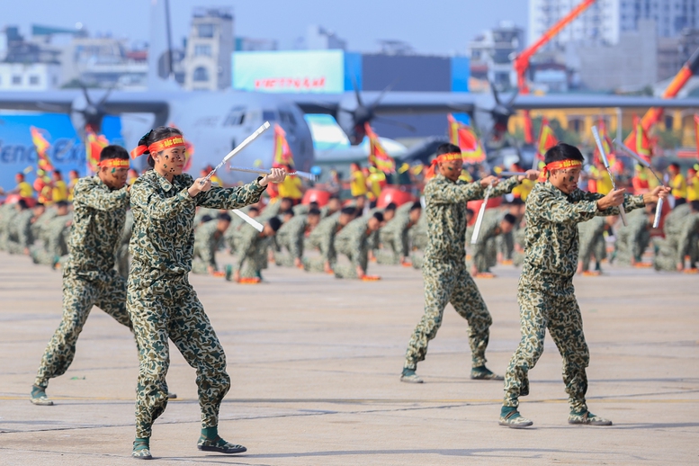 Những hình ảnh ấn tượng tại Triển lãm Quốc phòng Quốc tế Việt Nam 2024- Ảnh 6.