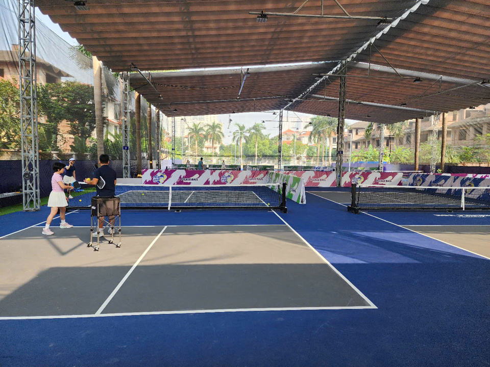 Sân pickleball Hoa Phượng xây trên đất dự án tại xã An Khánh, huyện Hoài Đức.