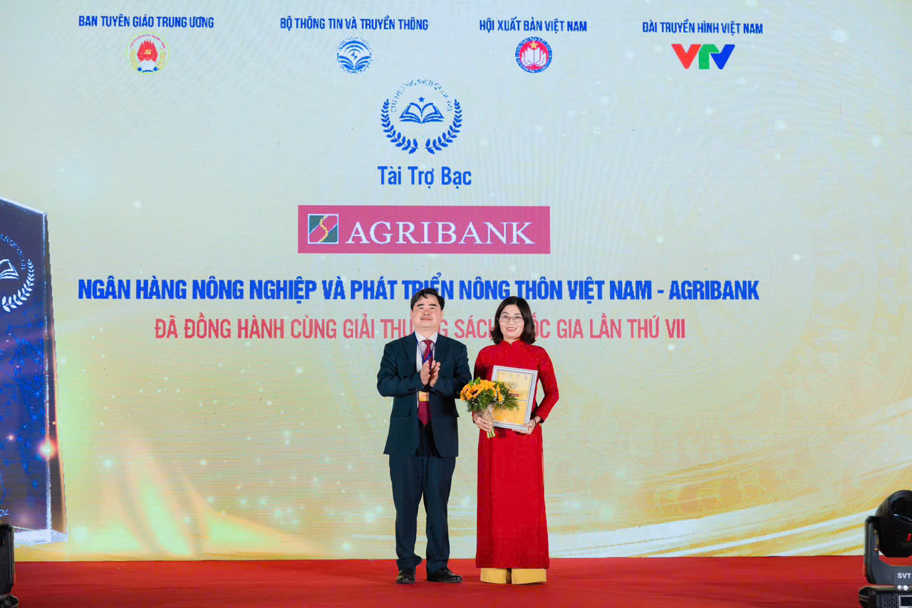 Tôn vinh tri thức và văn hóa - Agribank đồng hành cùng Giải thưởng Sách Quốc gia lần thứ VII năm 2024