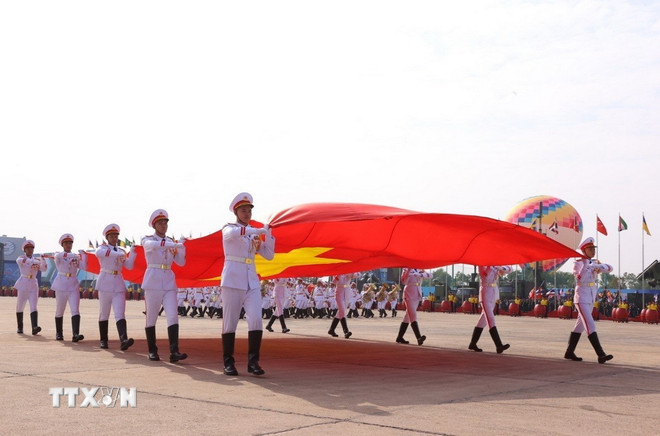 Thủ tướng: Triển lãm Quốc phòng quốc tế Việt Nam 2024 vì hòa bình, hữu nghị - Ảnh 1.