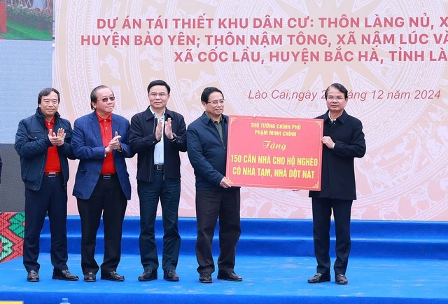 Vietjet chung tay mang đến những ngôi nhà đẹp như mơ cho người dân Làng Nủ